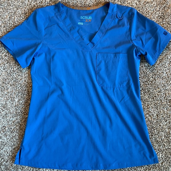 Scrubjoy royal blue scrub set (1 scrub pant, 2 shirts) - Picture 7 of 8